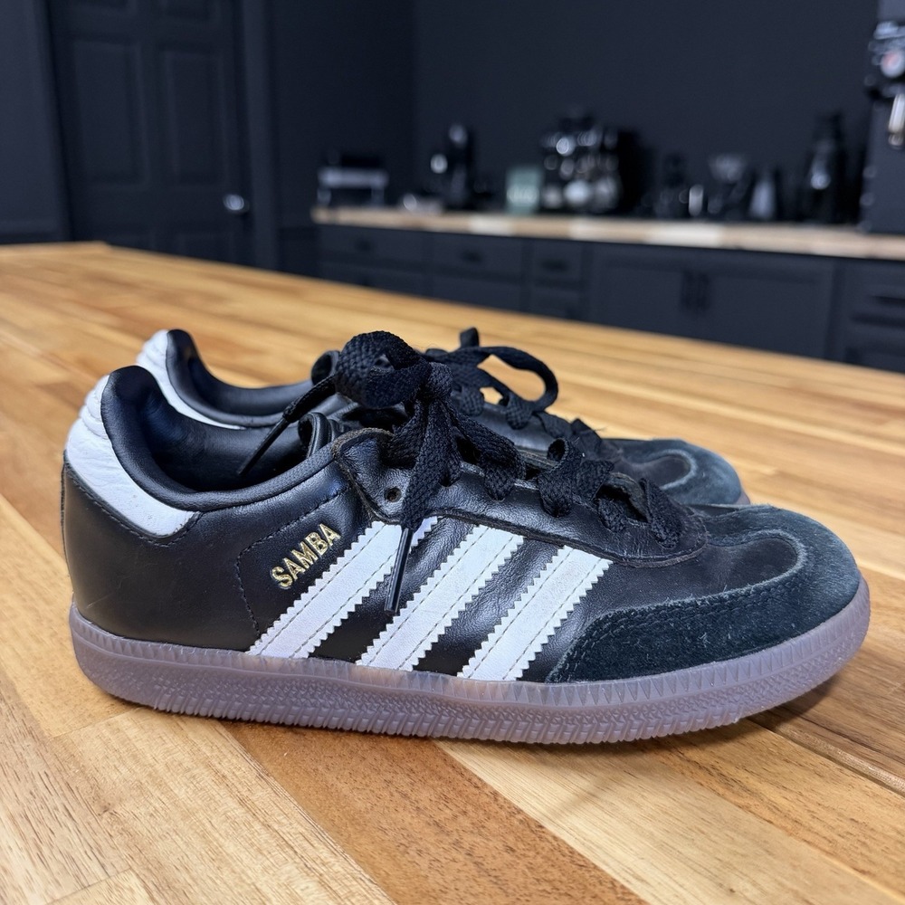 Adidas Samba Classic Sneaker Shoes Size 1 Youth Kids Black White Gum Sole